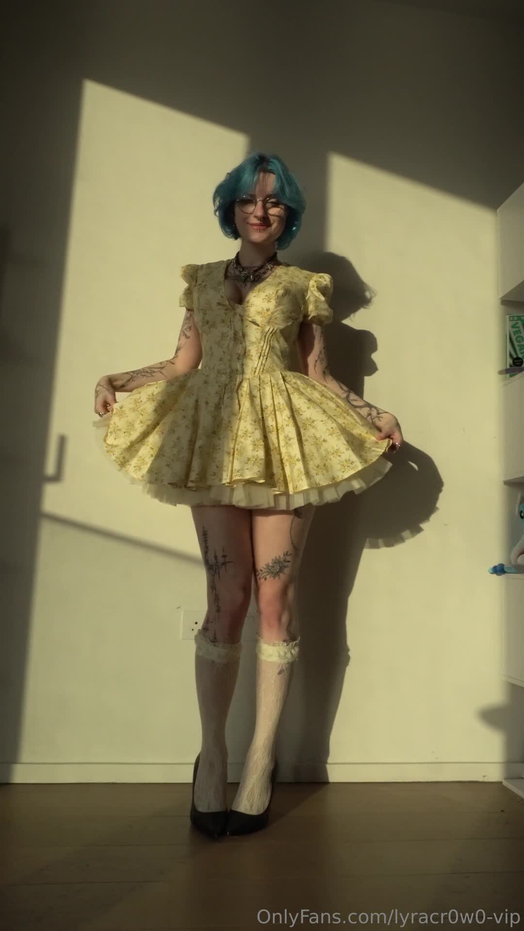 Video 861935 from Lyra Crow | lyracr0w0