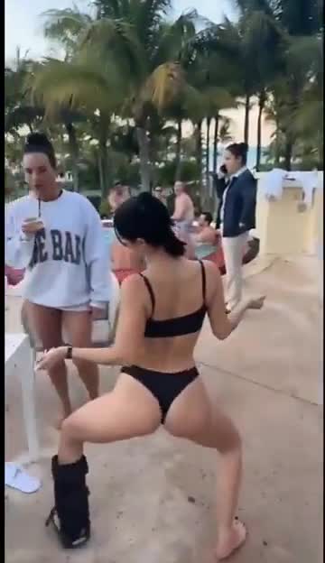 Video 862140 from Charli D'Amelio / Charli Damelio
