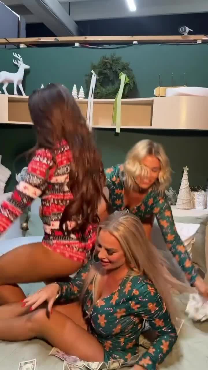 Video 862463 from Mandy Sacs | Mandy Rose