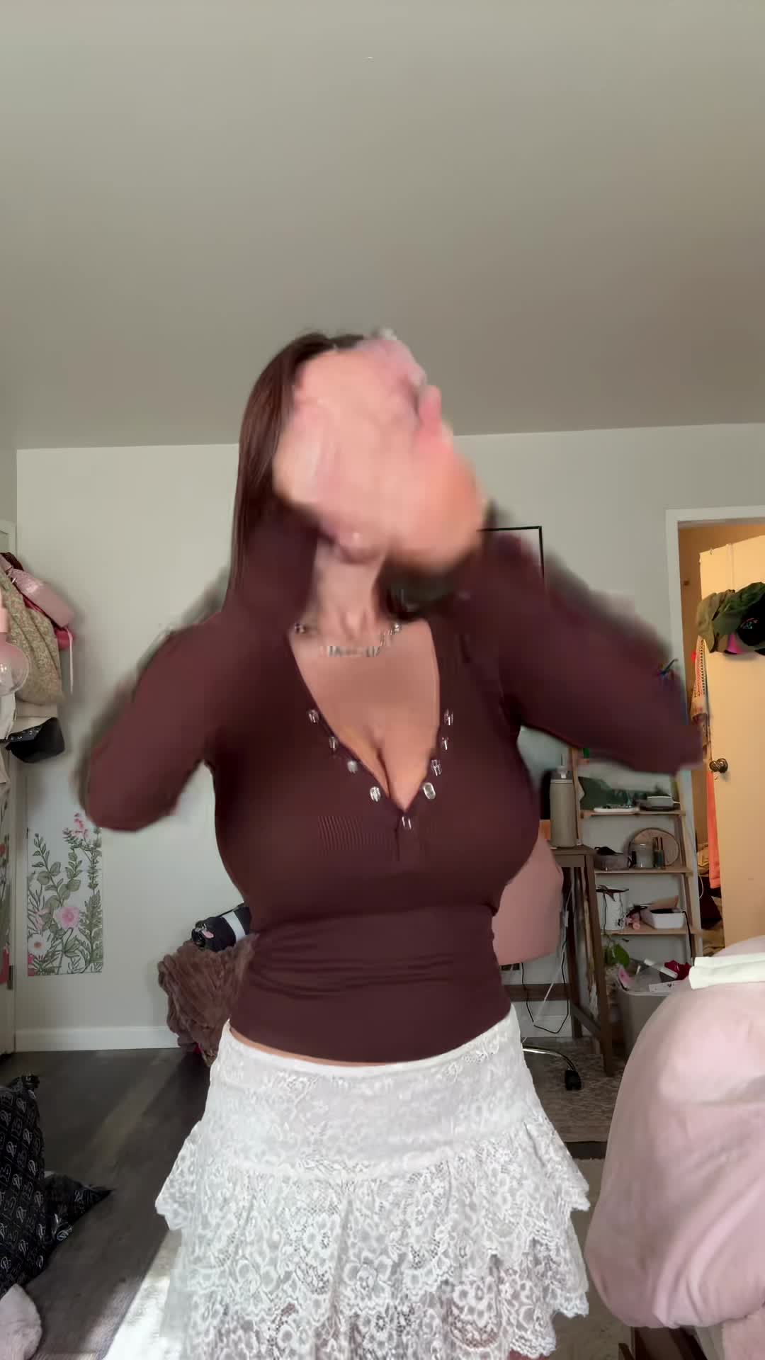 Video 863354 from Nnevelpappermann | Devon Shae