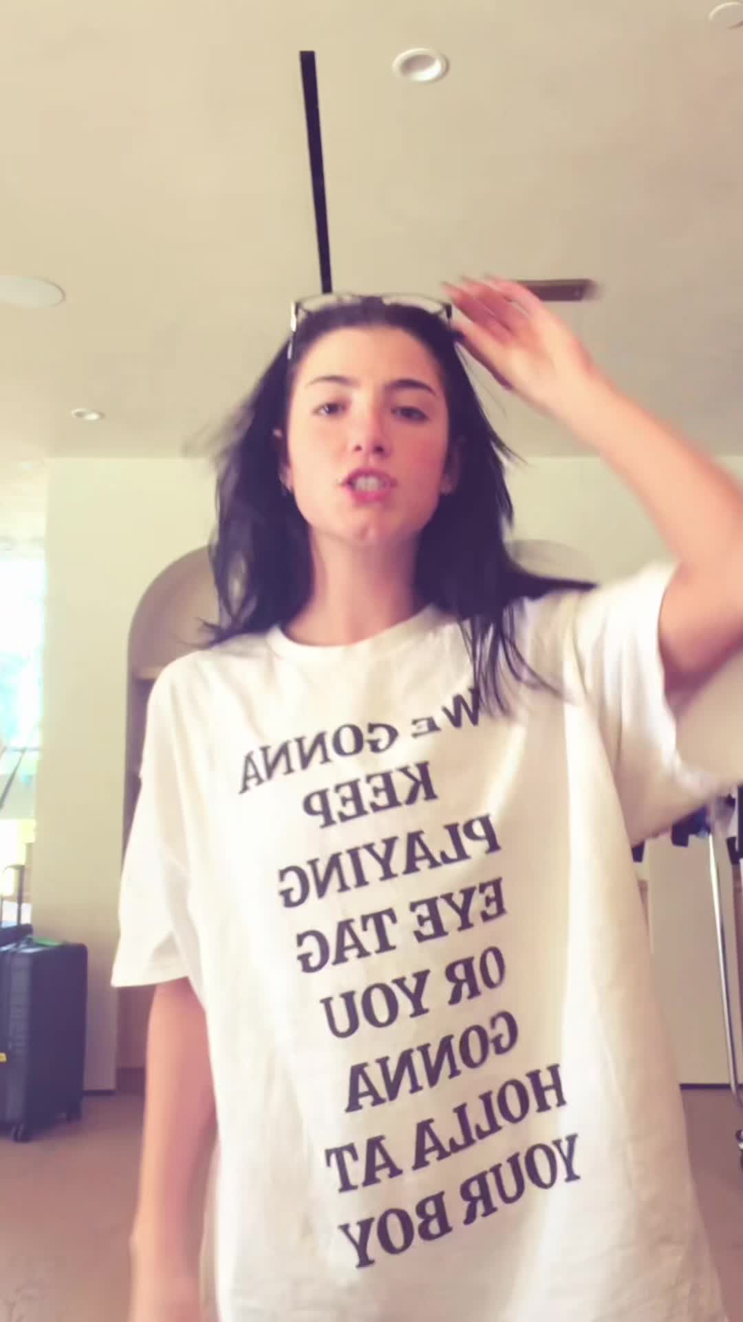 Video 863737 from Charli D'Amelio / Charli Damelio