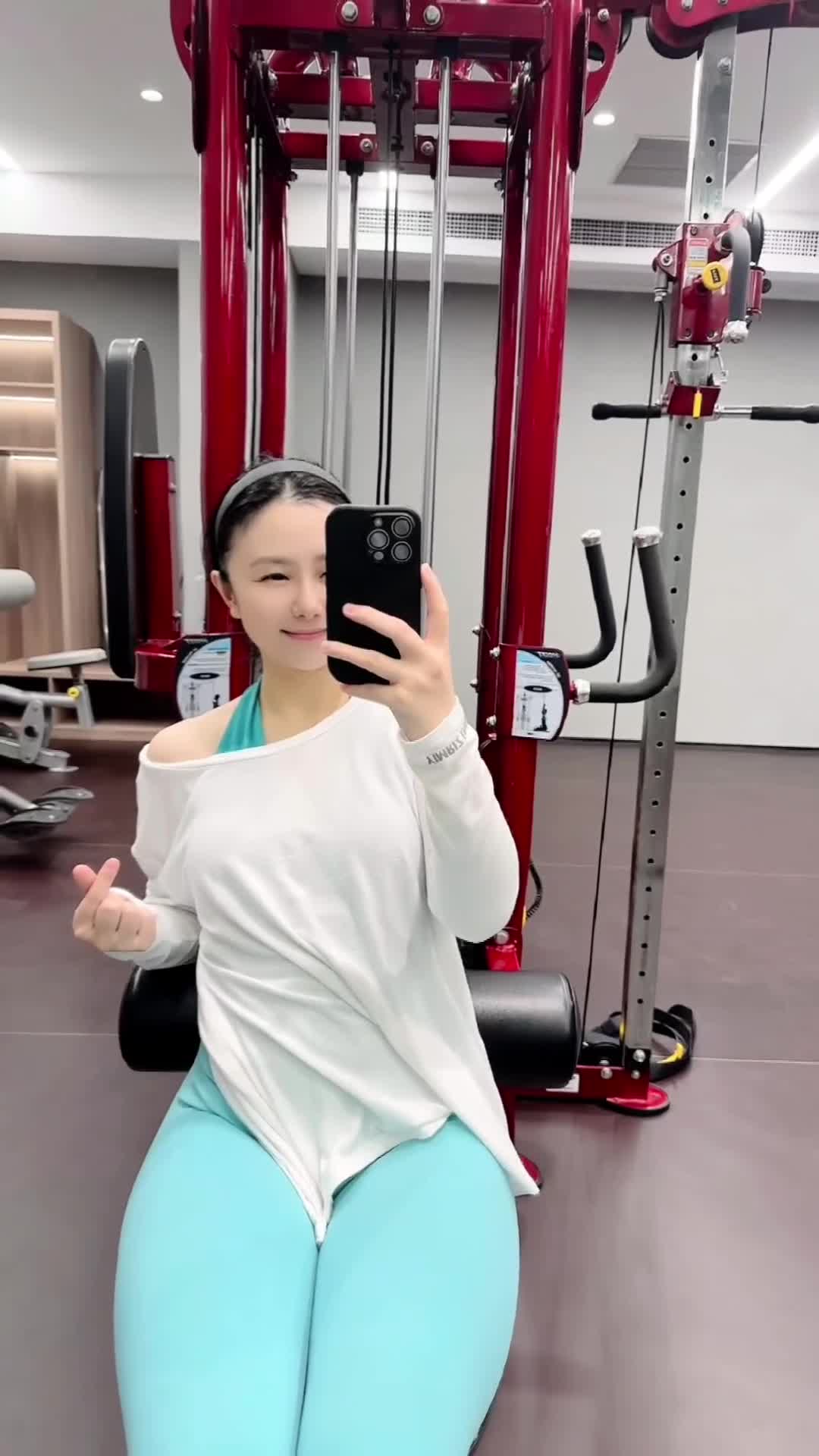 Video 864001 from 俏妞qiaoniuTT , 俏妞qiaoniu , qiaoniuTT , qiaoniu