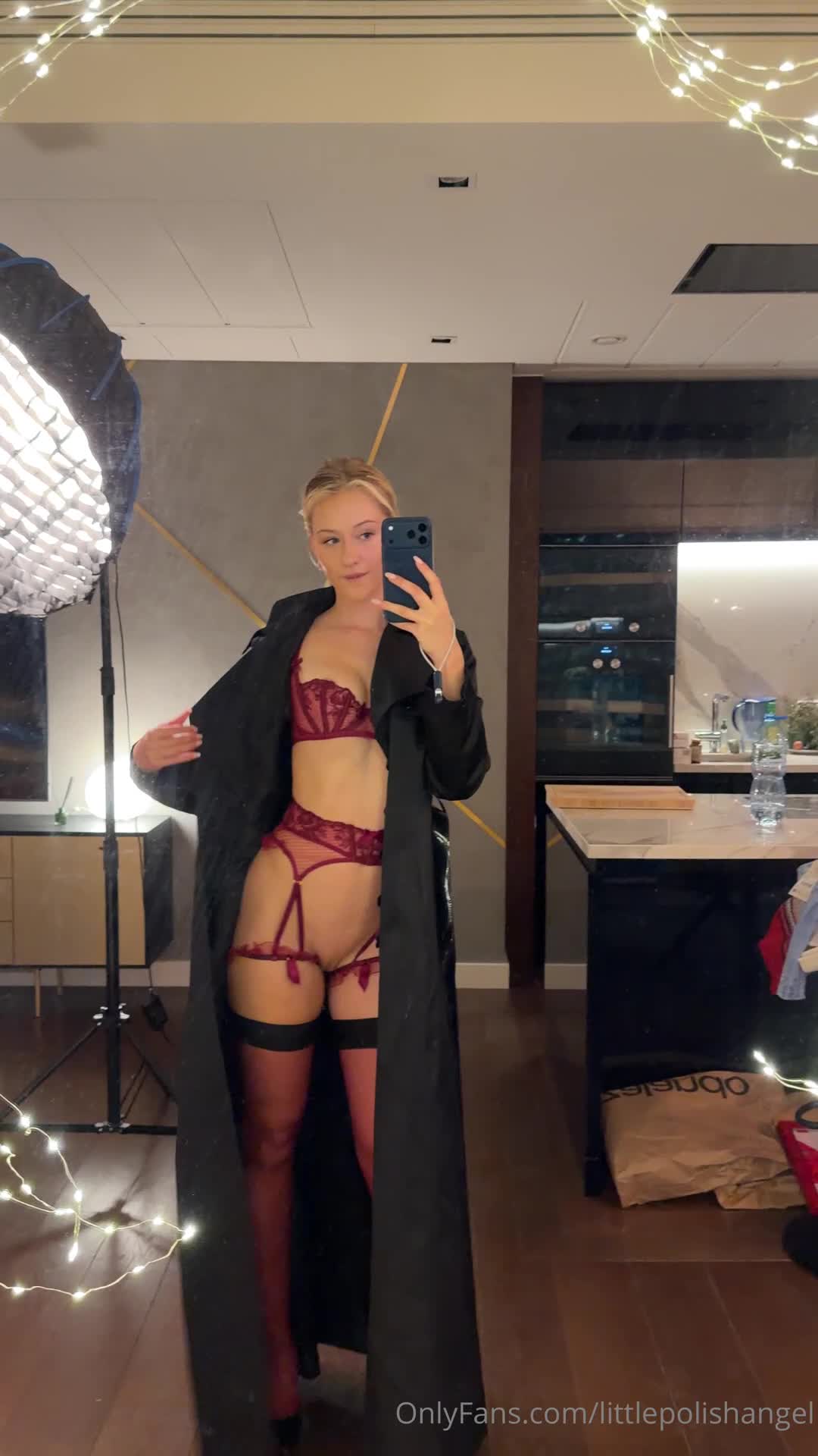 Video 865736 from Xdestinyrose | littlepolishangel | Lena Polanski
