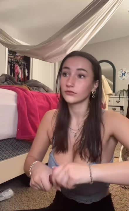 Video 865974 from Nnevelpappermann | Devon Shae