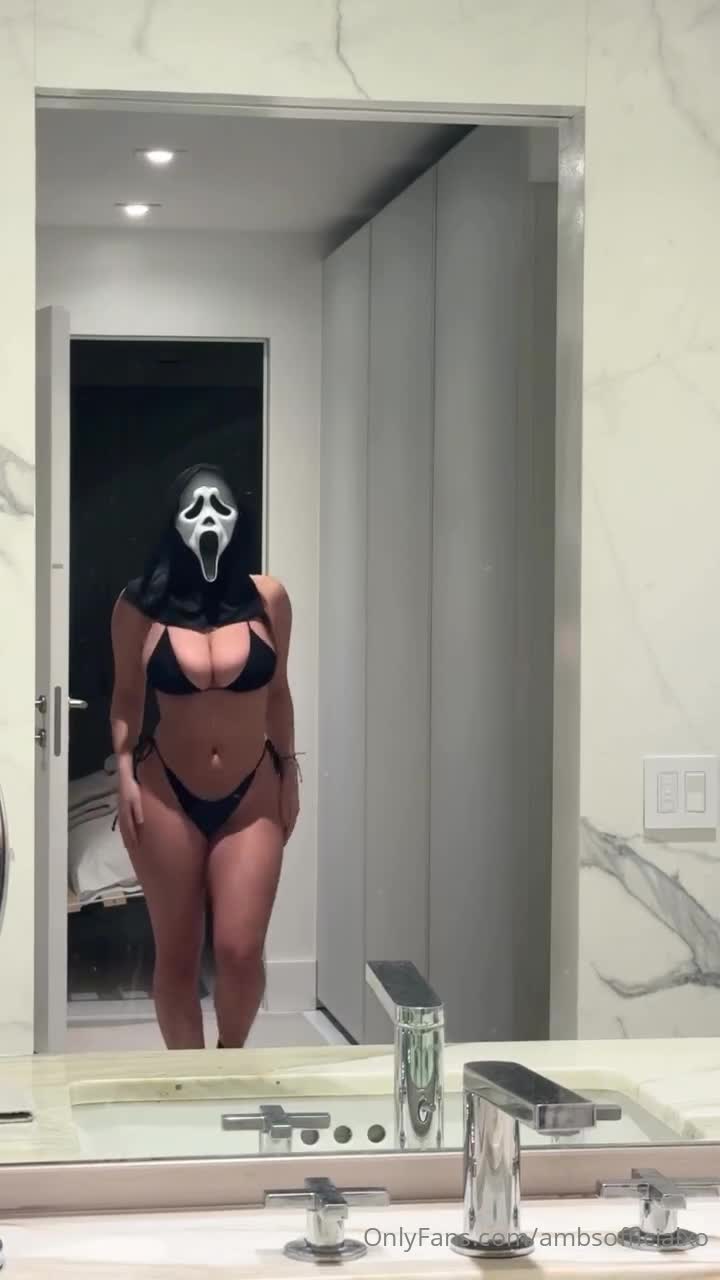 Video 867204 from ambs_official_ / Amber Ajami / syrian_queen