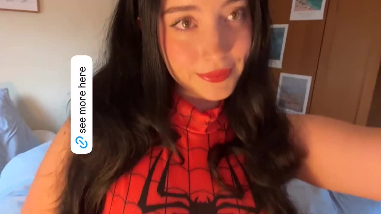 Video 867688 from Hotblockchain / Emily Cocea / cryptobaddie1