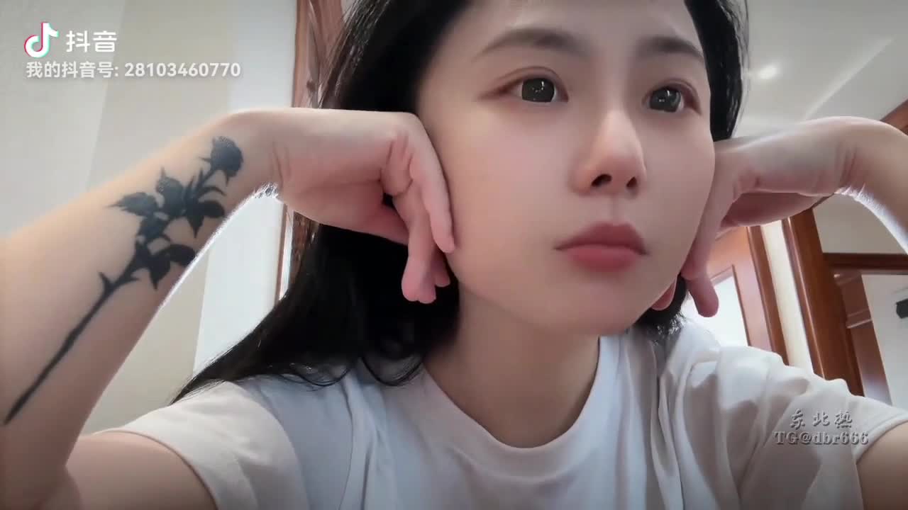 Video 868117 from 俏妞qiaoniuTT , 俏妞qiaoniu , qiaoniuTT , qiaoniu