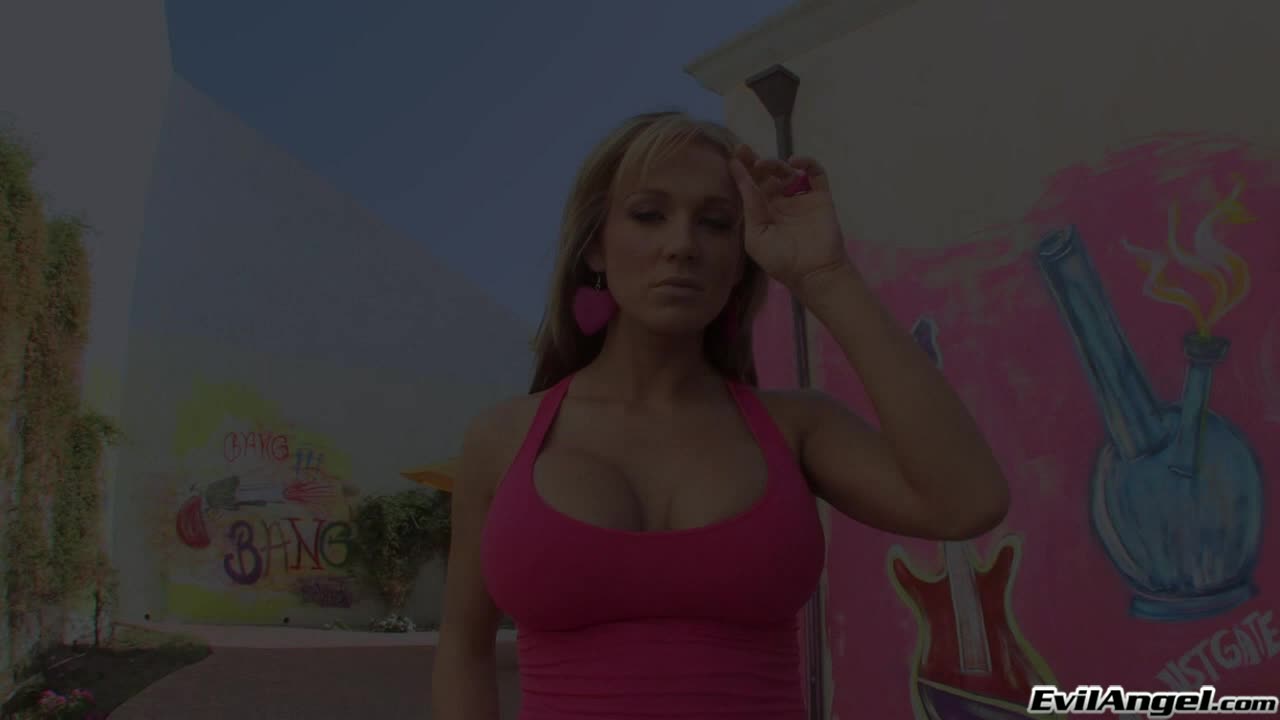 Video 868030 from Mike Adriano (@realmikeadriano)