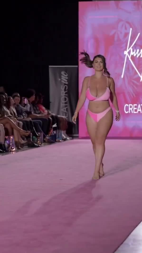 Video 869267 from Colleen Sheehan