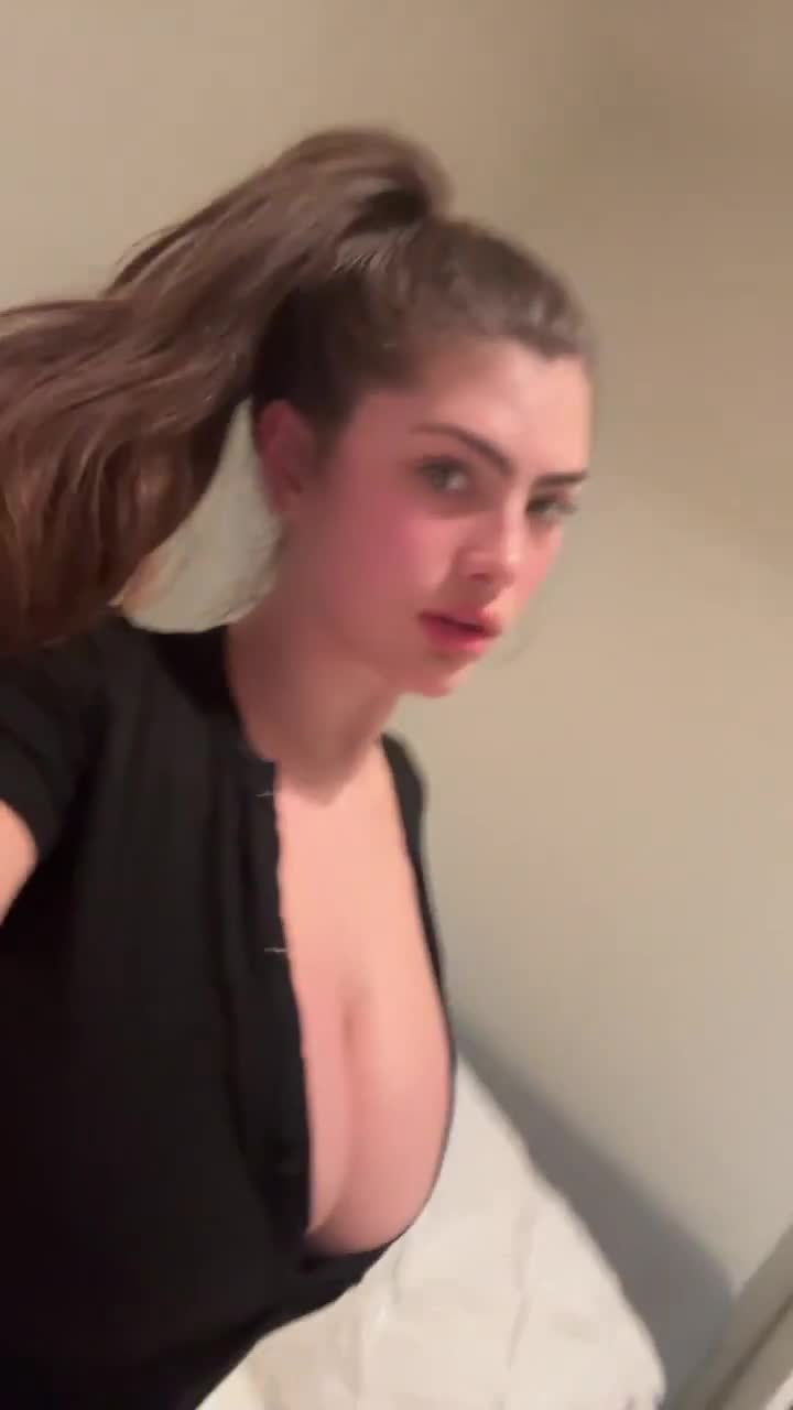 Video 869295 from Colleen Sheehan