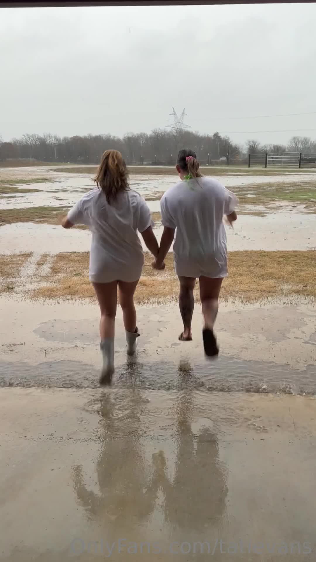 Video 869398 from xoxo_t | tatievans | Funwithtati | Tati_tactical