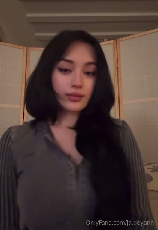 Video 869552 from JadeyAnh | vylerria
