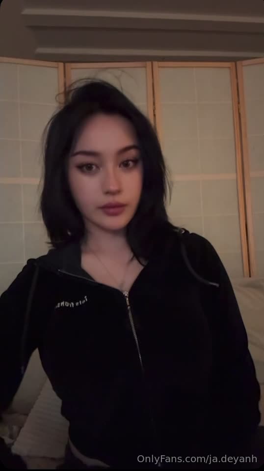 Video 869586 from JadeyAnh | vylerria