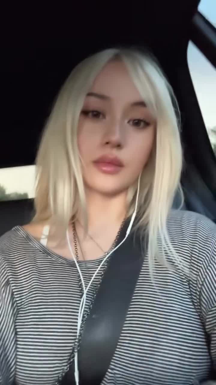 Video 869599 from JadeyAnh | vylerria