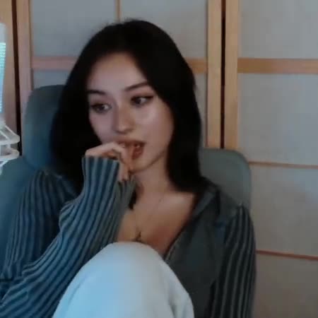 Video 869609 from JadeyAnh | vylerria