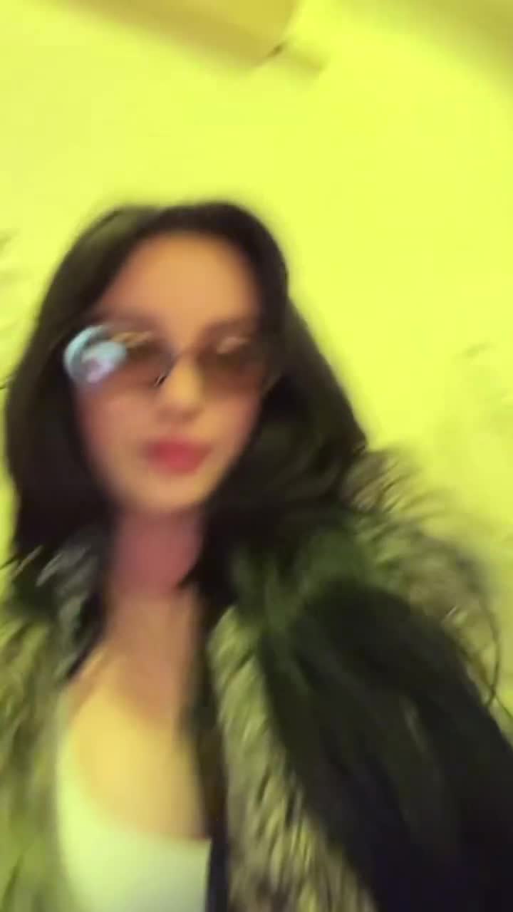 Video 869616 from JadeyAnh | vylerria