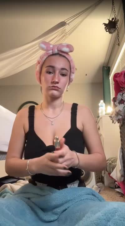 Video 869757 from Nnevelpappermann | Devon Shae