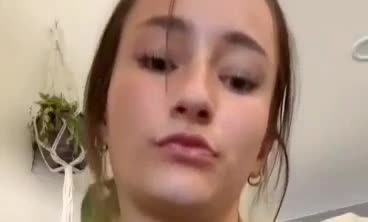 Video 869759 from Nnevelpappermann | Devon Shae