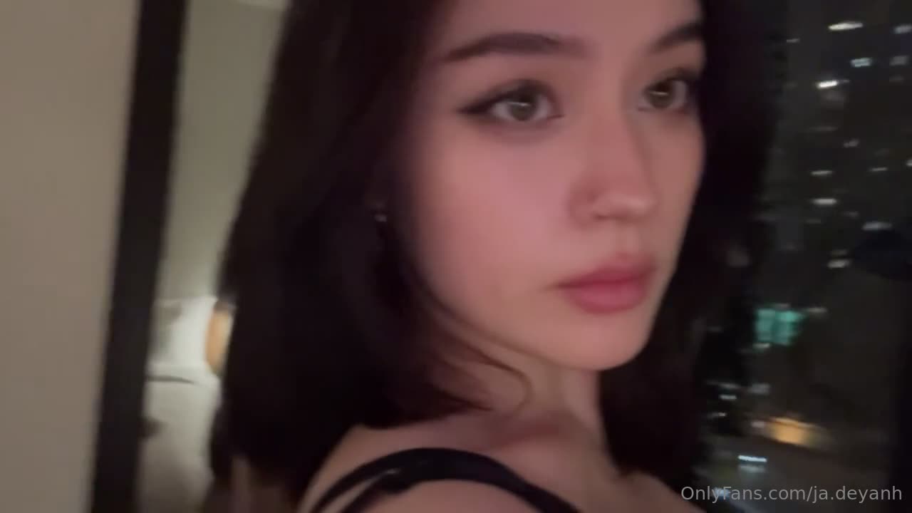 Video 869932 from JadeyAnh | vylerria