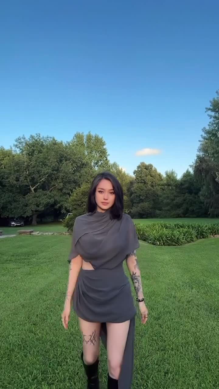 Video 870343 from JadeyAnh | vylerria