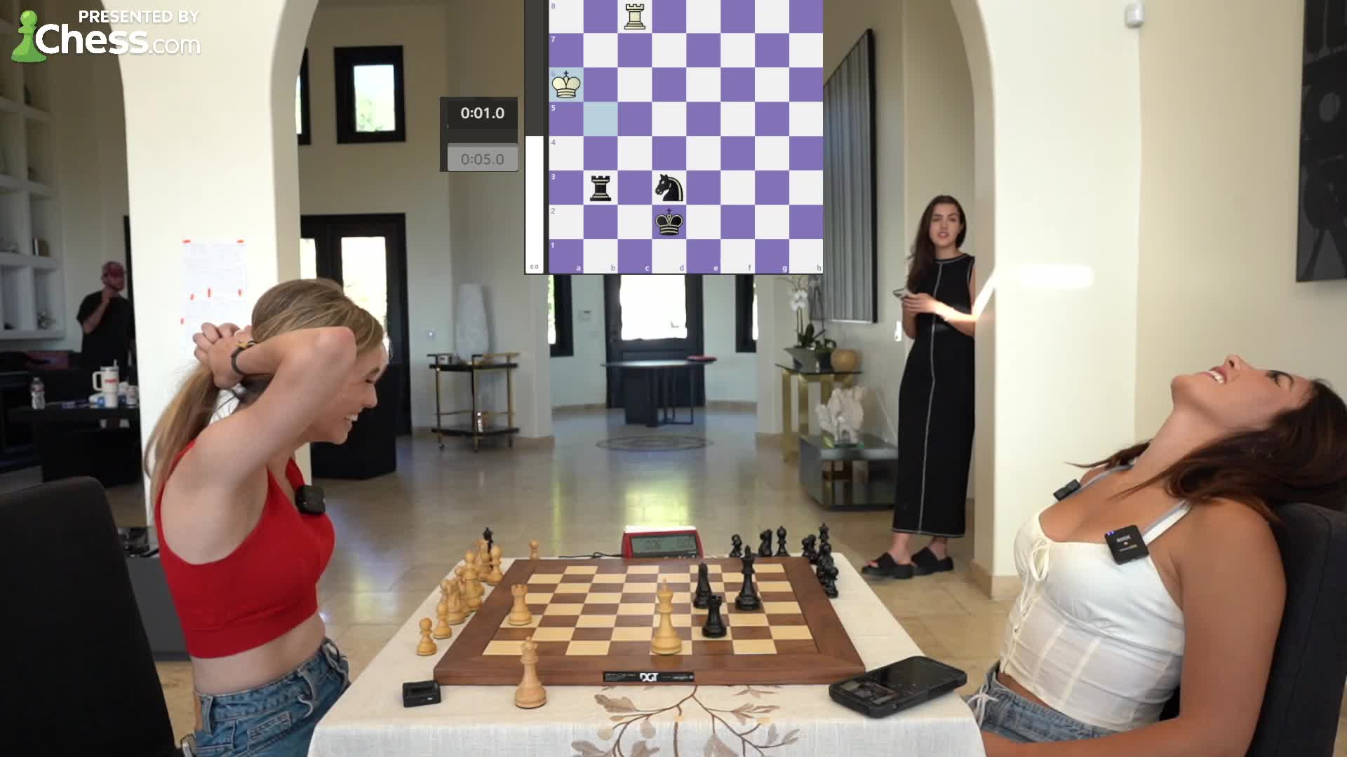 Video 870415 from Andrea Botez (leaks = ban)