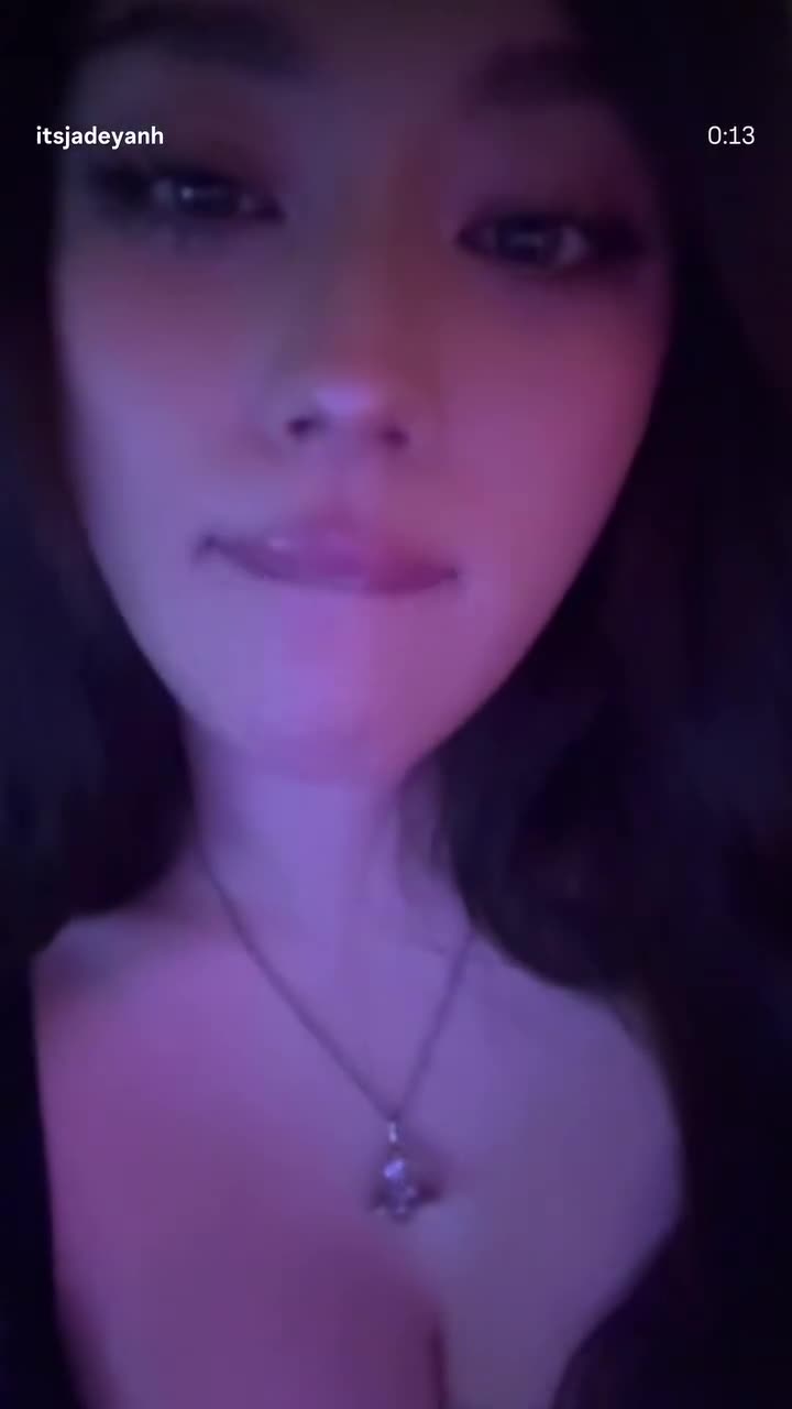 Video 870728 from JadeyAnh | vylerria