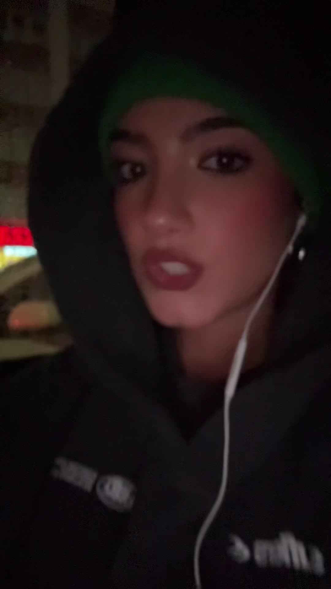 Video 871987 from Charli D'Amelio / Charli Damelio
