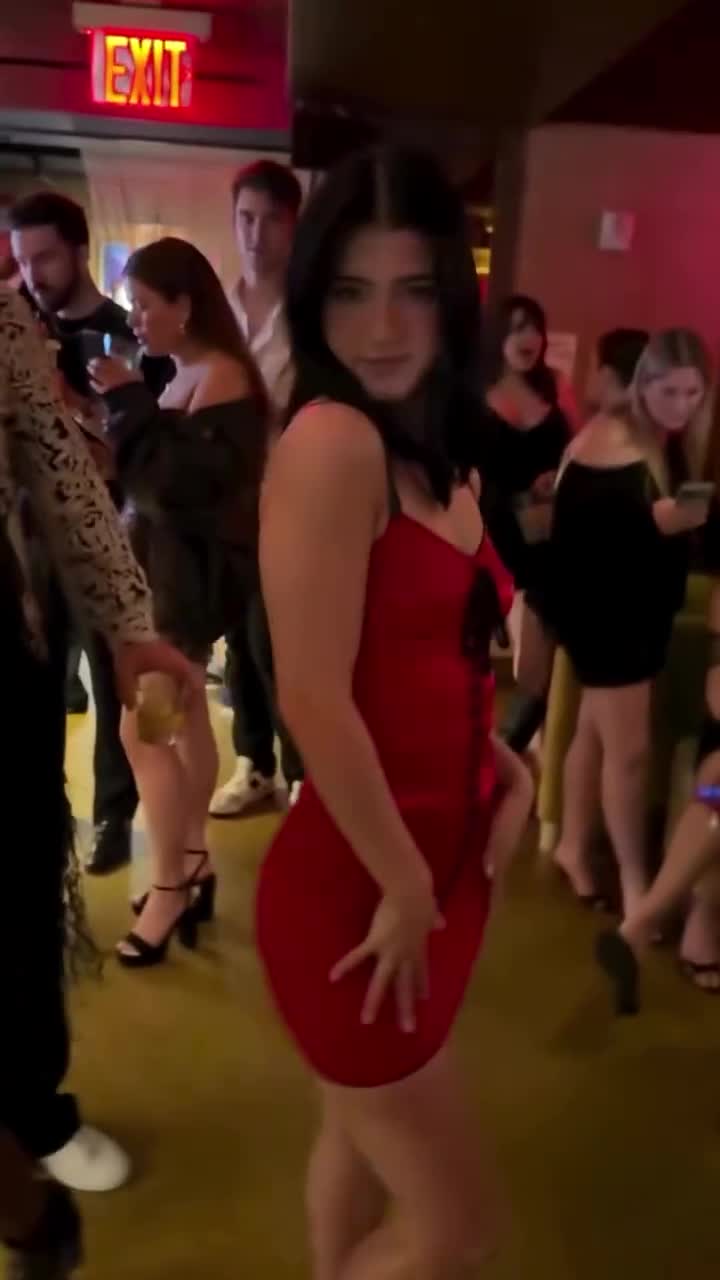Video 872108 from Charli D'Amelio / Charli Damelio