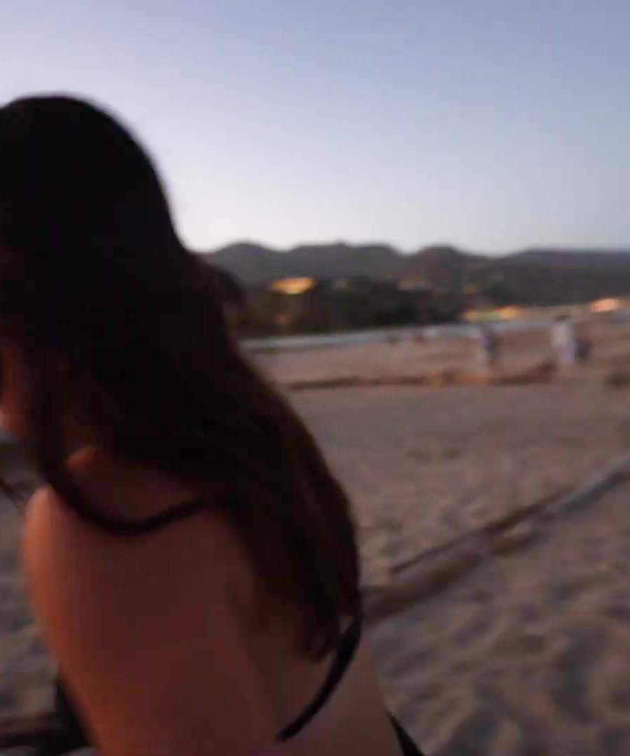 Video 872176 from Andrea Botez (leaks = ban)