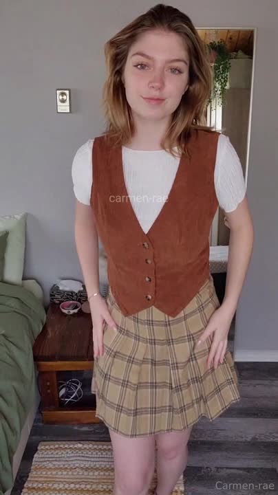 Video 872595 from Makoshake / Carmen Rae
