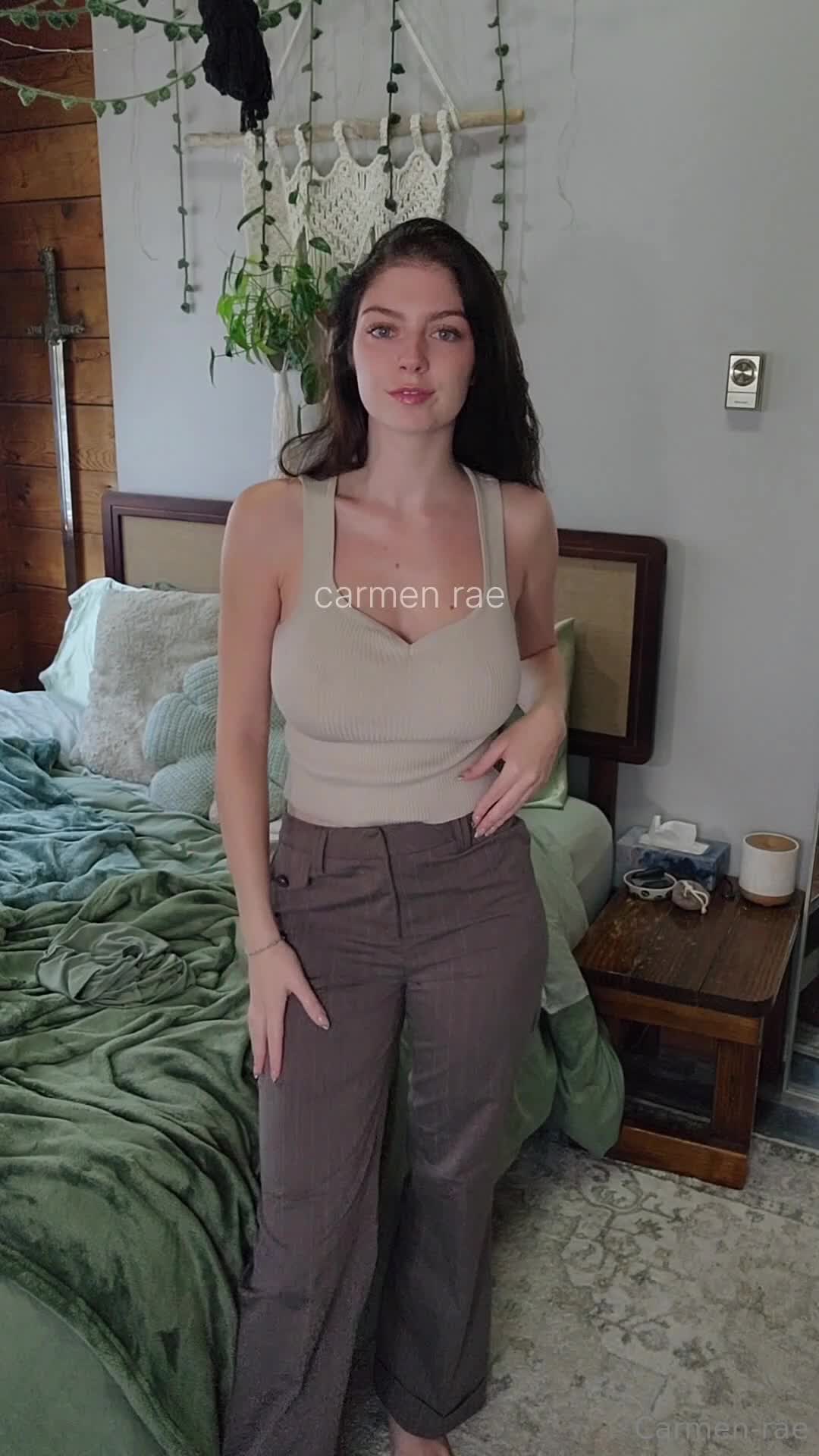 Video 872656 from Makoshake / Carmen Rae