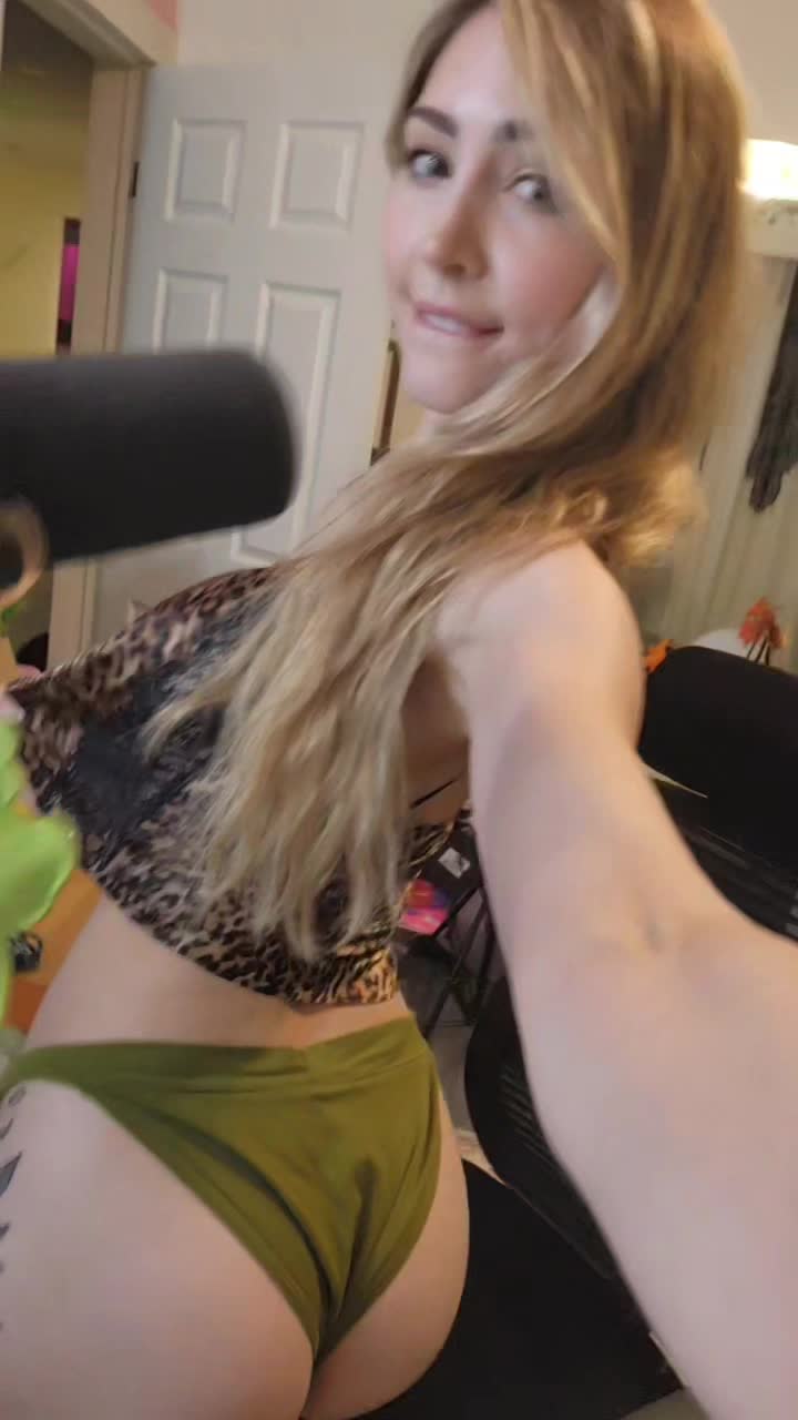 Video 873390 from Luxlo