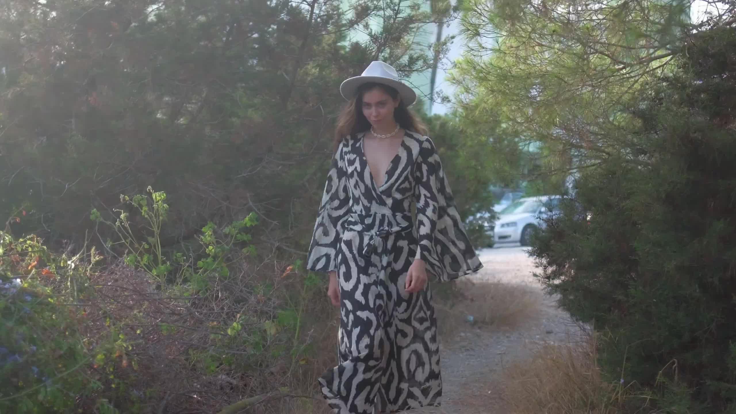 Video 873502 from Bitchinbubba / bralessforever