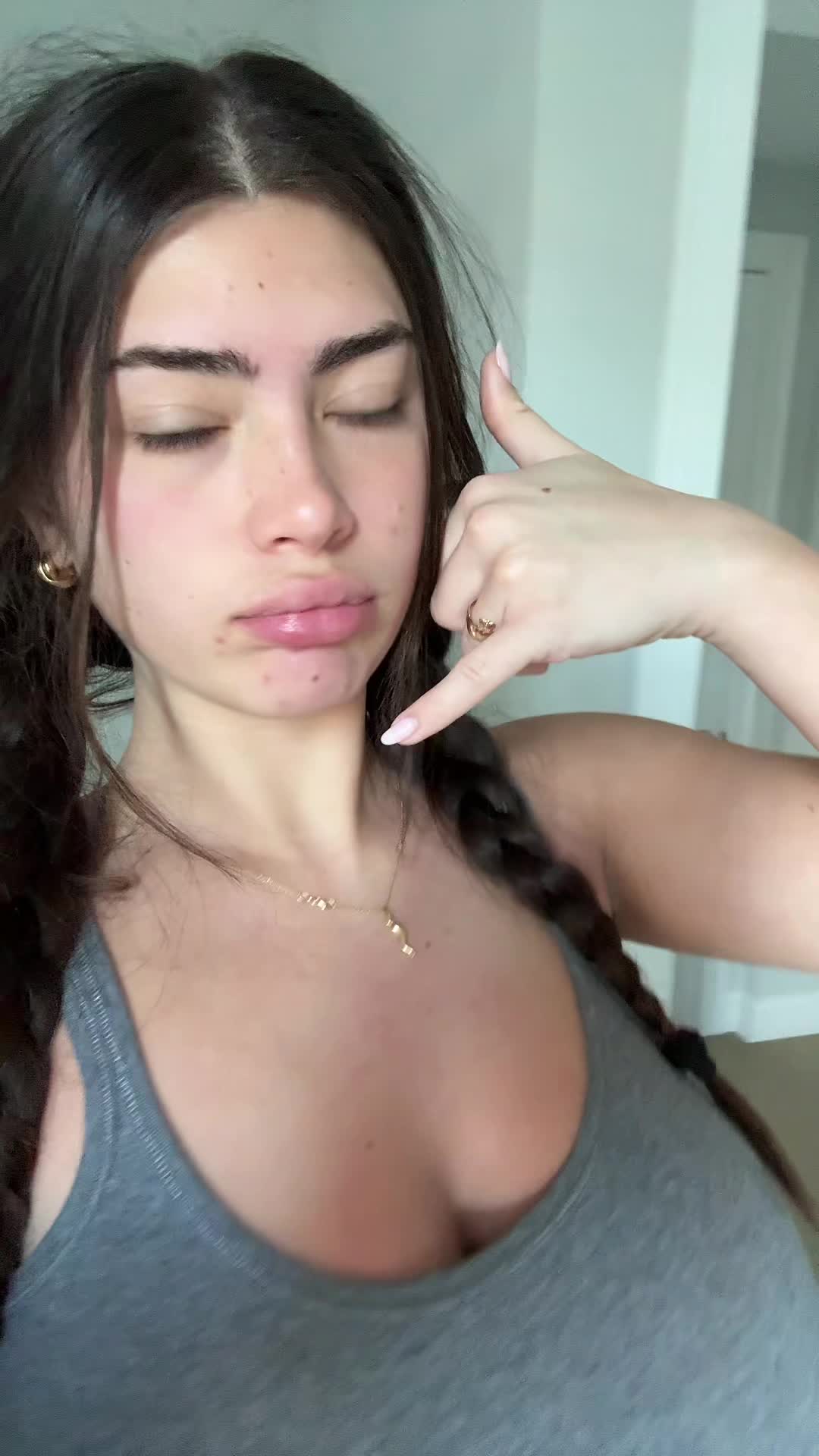 Video 873618 from Colleen Sheehan