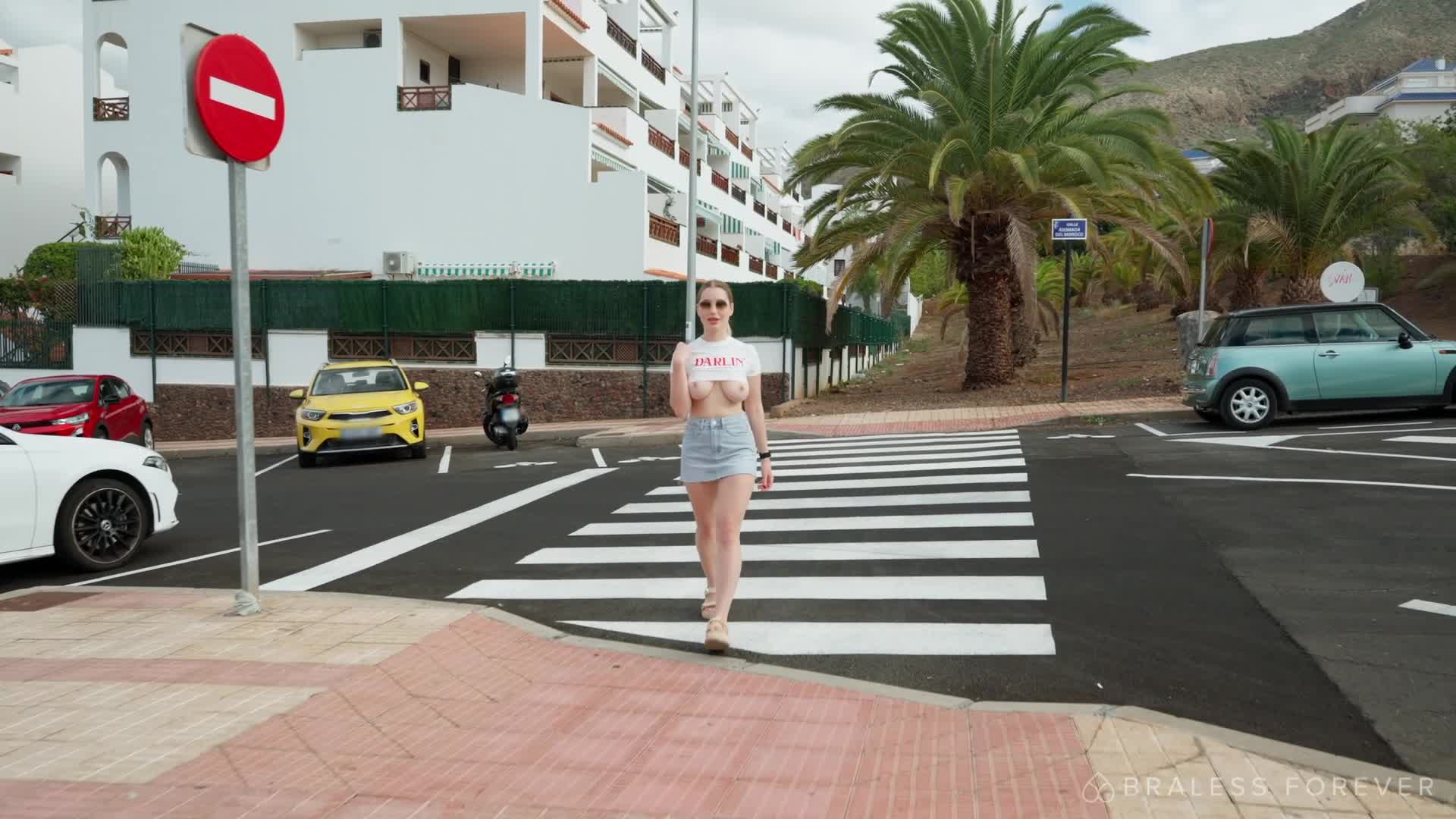 Video 875036 from Bitchinbubba / bralessforever