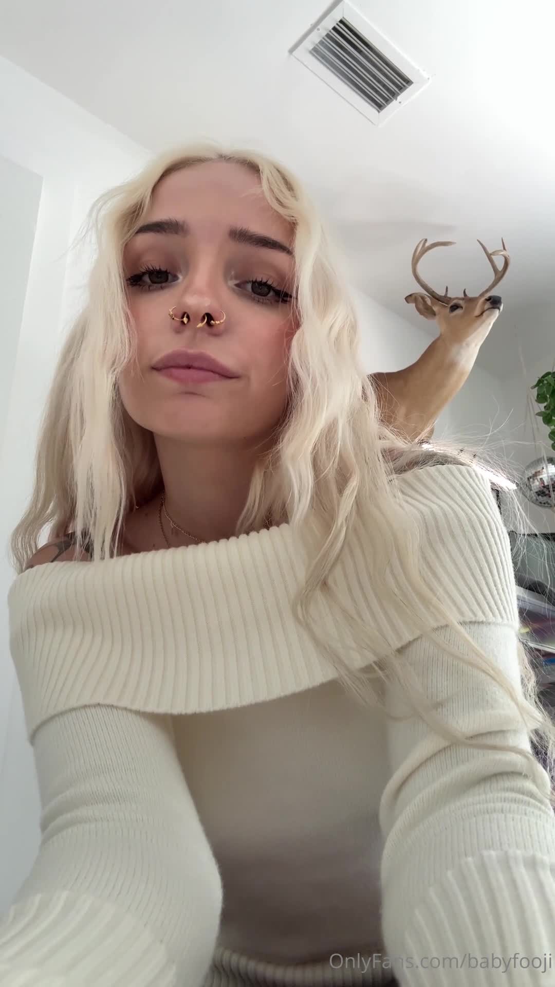 Video 875467 from babyfooji / peachtot