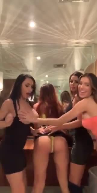 Video 876117 from Lyna Perez