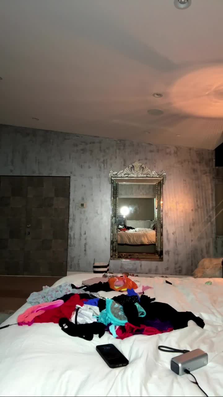 Video 876135 from Lyna Perez