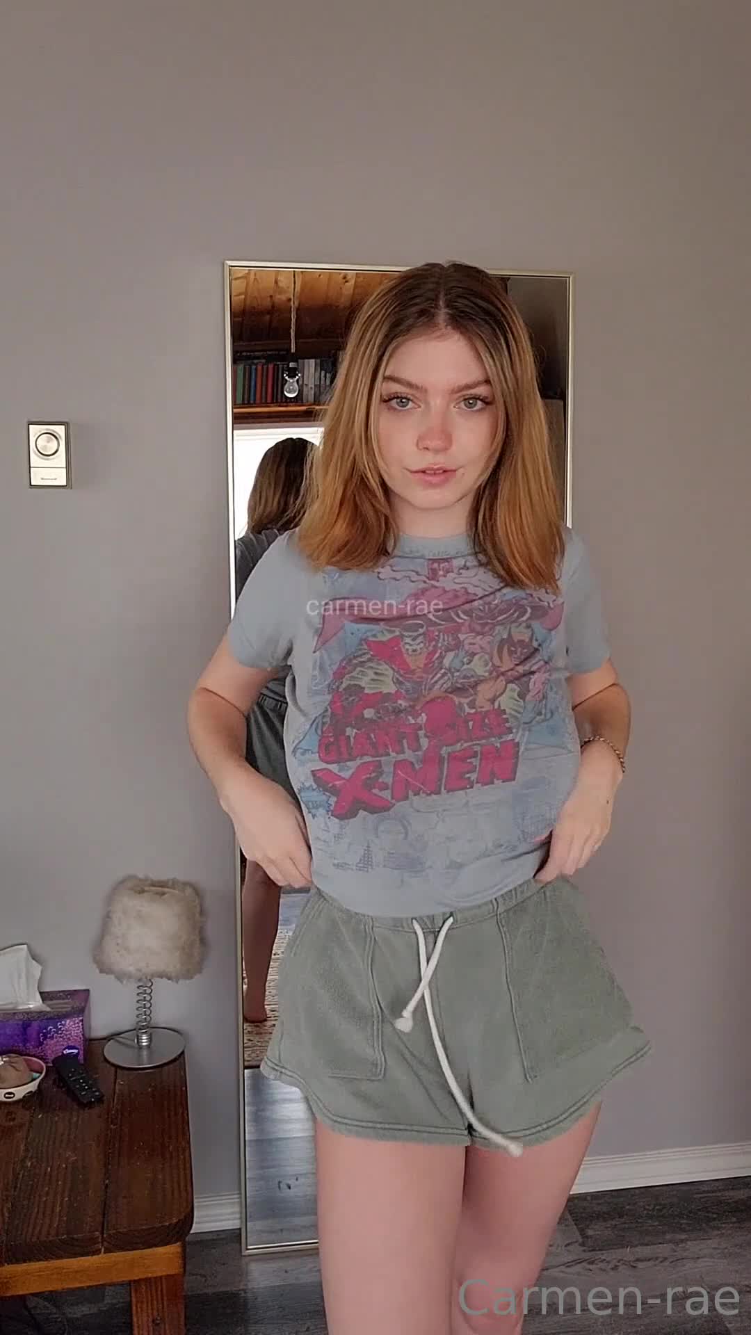 Video 876289 from Makoshake / Carmen Rae