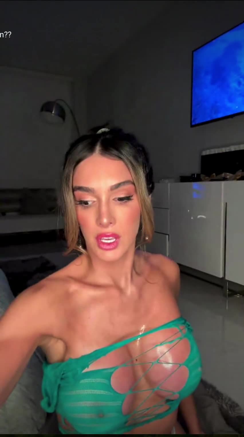 Video 876474 from Lyna Perez