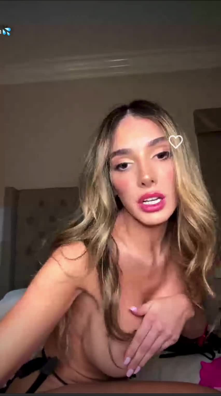 Video 876477 from Lyna Perez