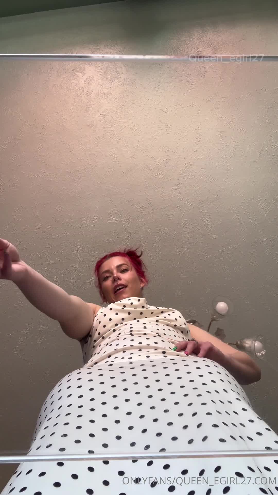 Video 877584 from Queen_D / queen_egirl27