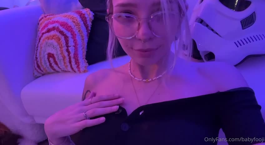 Video 877685 from babyfooji / peachtot