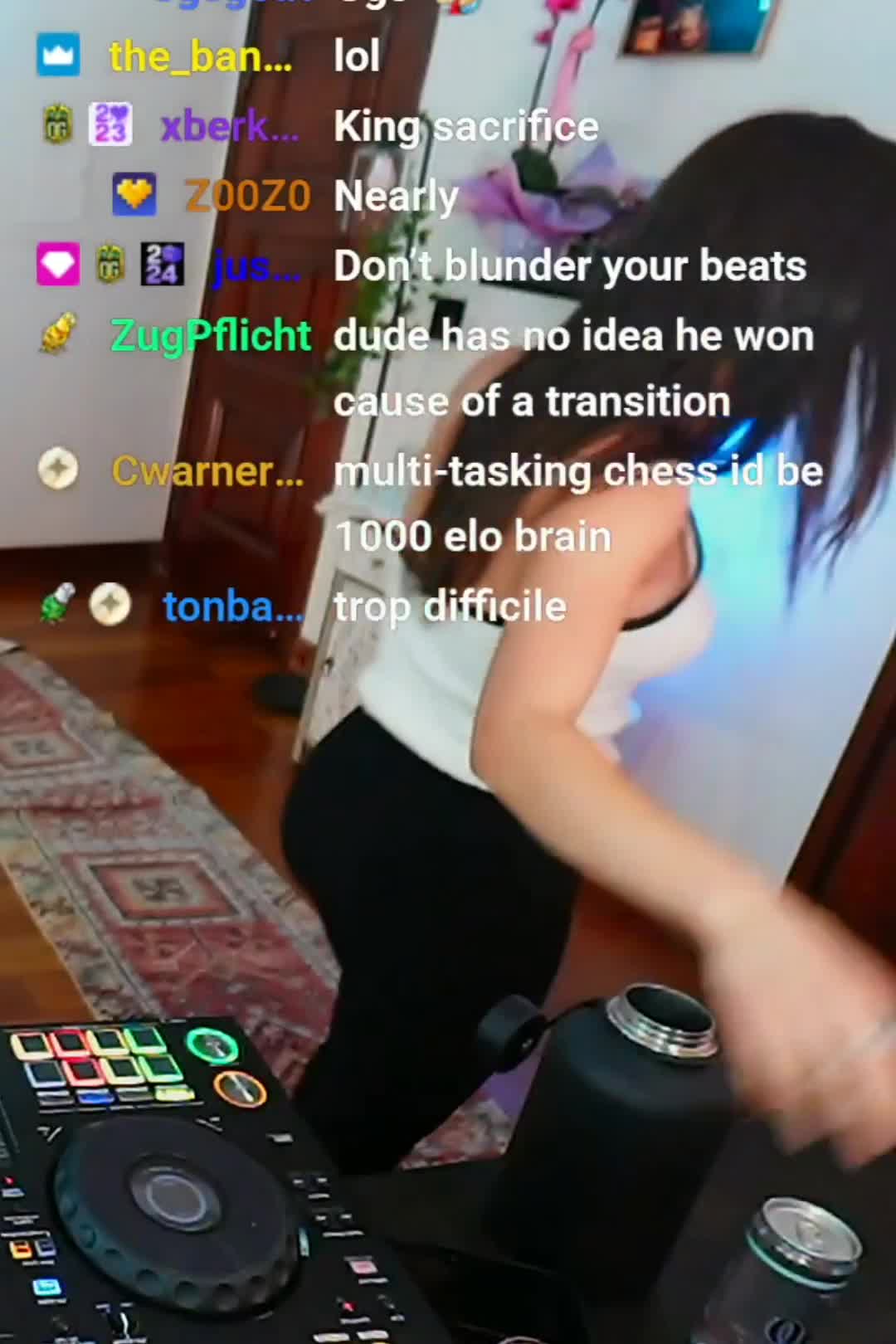 Video 879183 from Andrea Botez (leaks = ban)