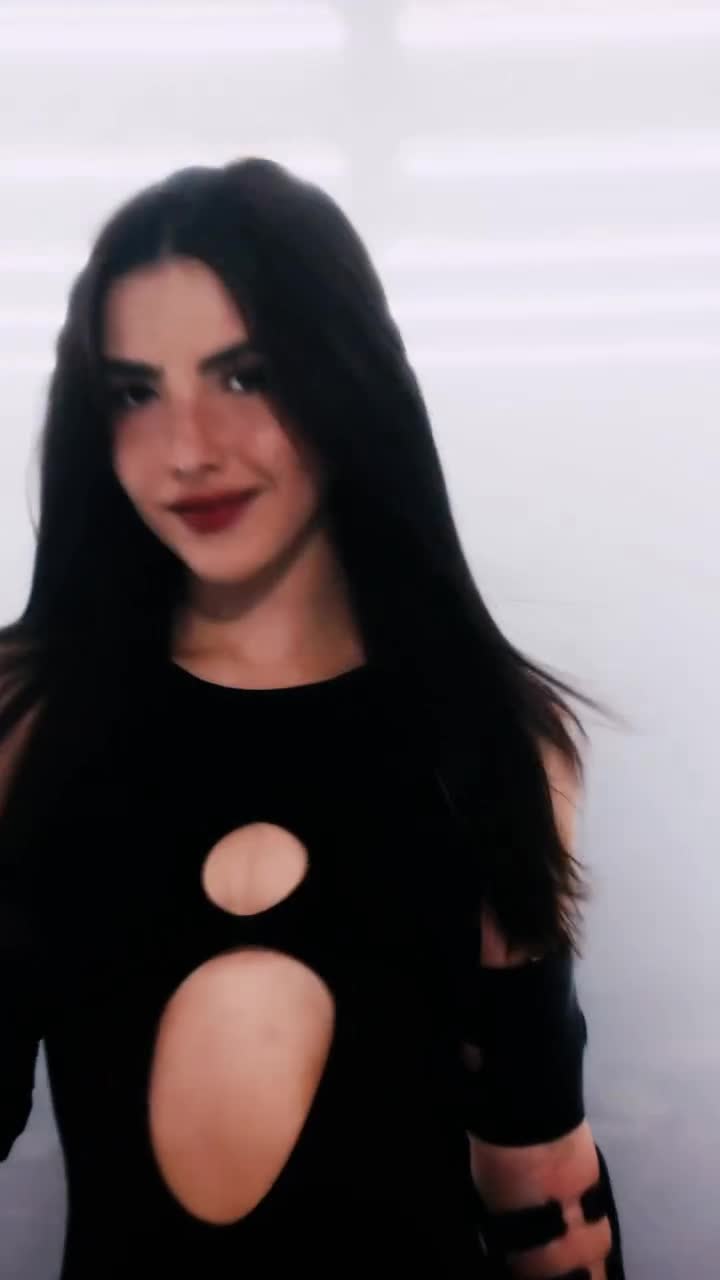 Video 879202 from Andrea Botez (leaks = ban)