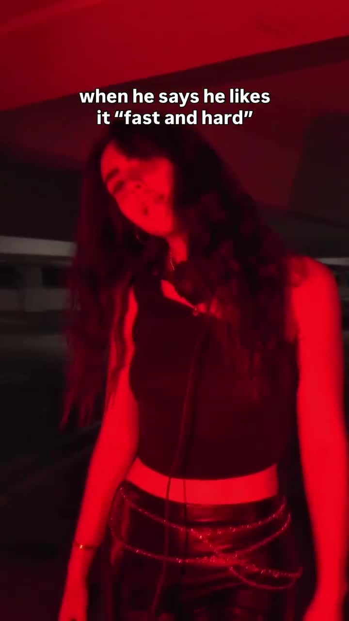 Video 879296 from Andrea Botez (leaks = ban)
