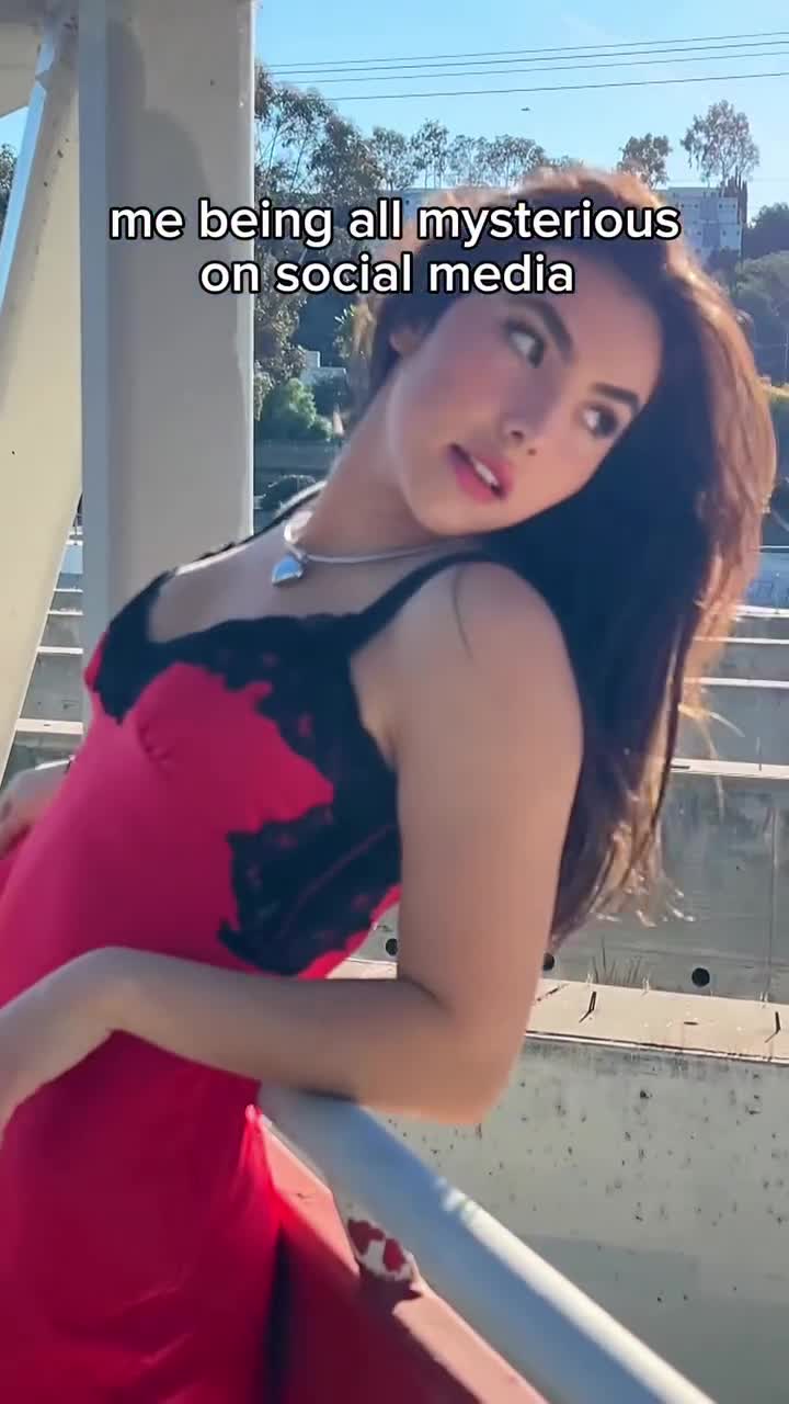 Video 879461 from Andrea Botez (leaks = ban)