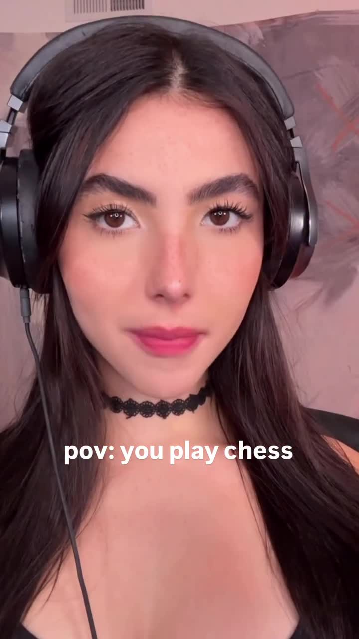 Video 879464 from Andrea Botez (leaks = ban)
