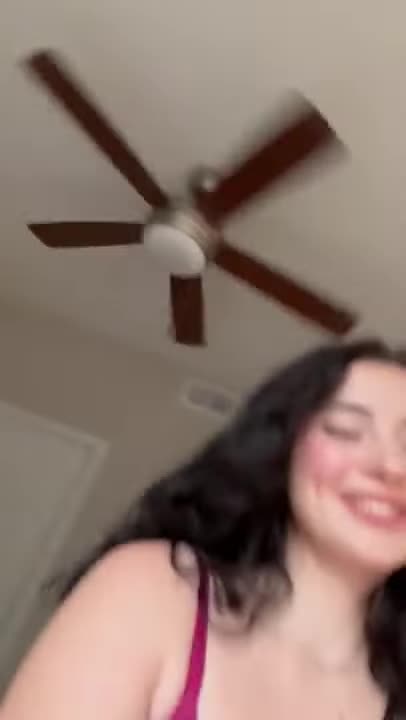 Video 879573 from Hotblockchain / Emily Cocea / cryptobaddie1