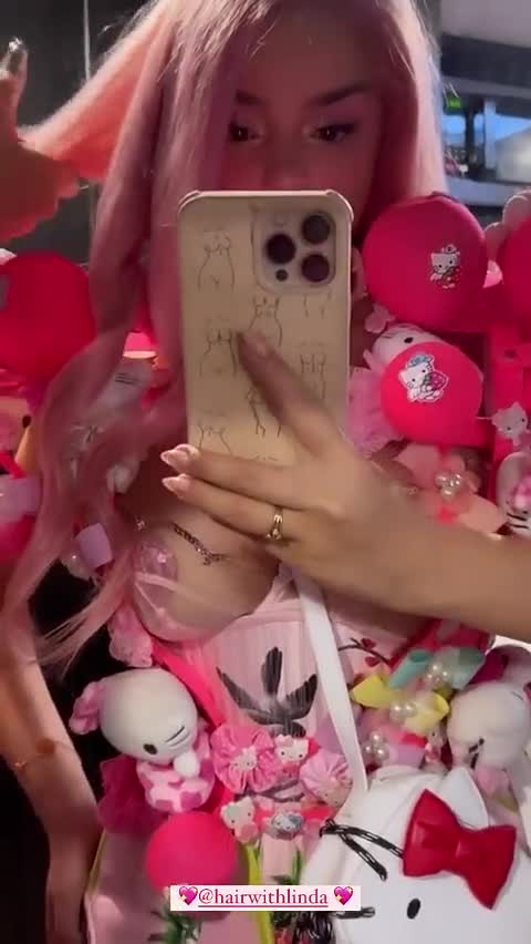 Video 879861 from Demi Rose Mawby
